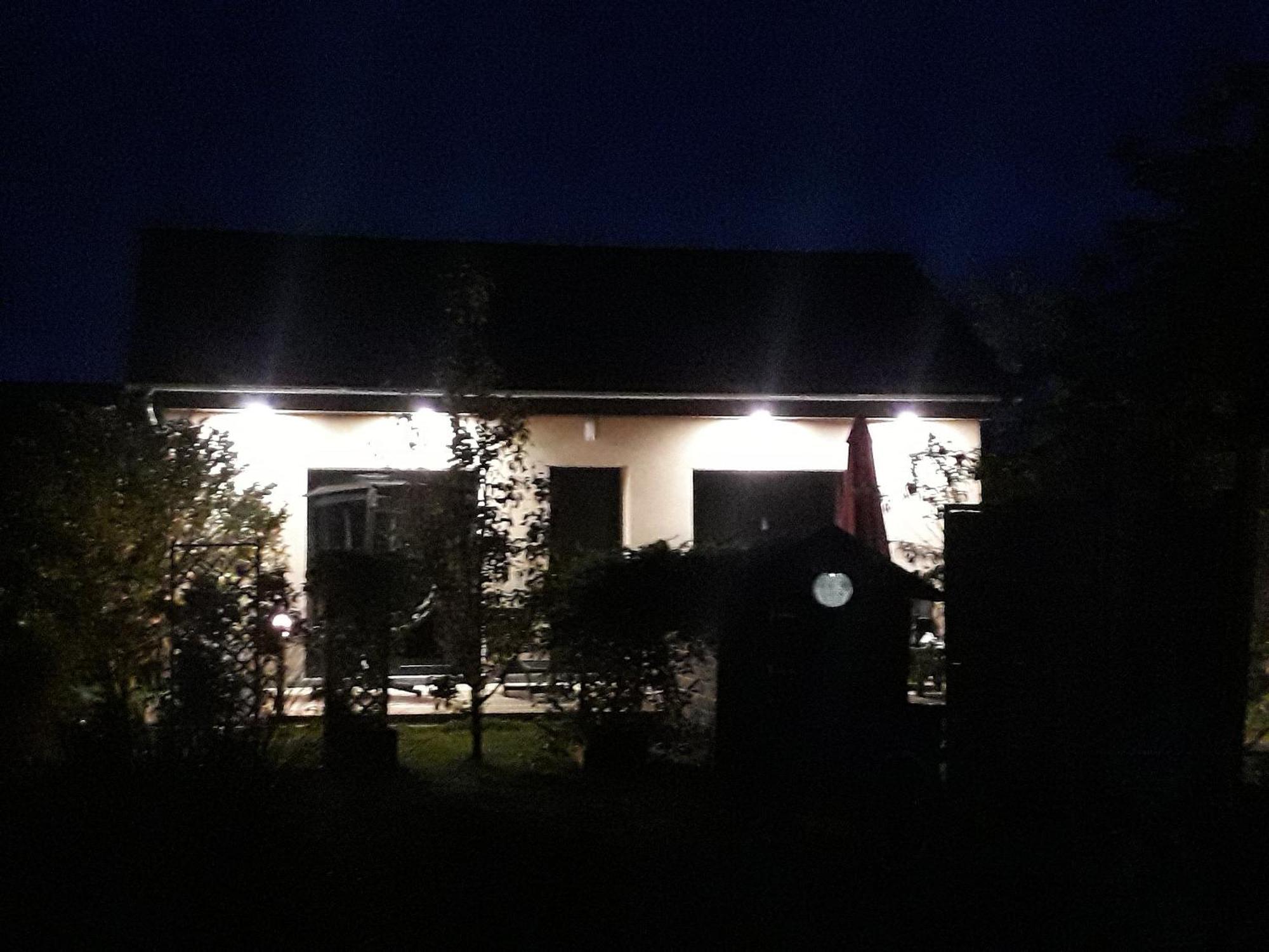 Gite Avec Option Bien-Etre Sur La Veloscenie Montigny-le-Chartif Екстериор снимка
